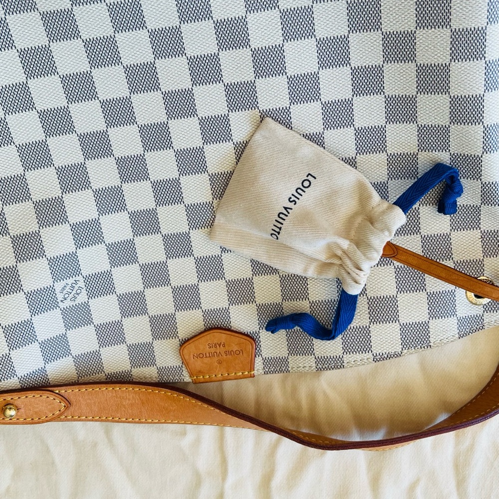 Louis Vuitton Graceful Pm
